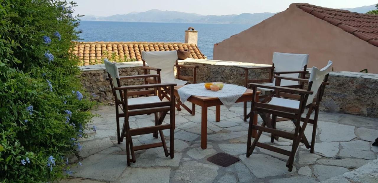 Athina Guesthouse Monemvasía Eksteriør bilde